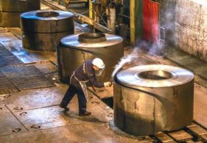 نامه سناتورهای آمریکایی به بایدن؛ صادرات فولاد ایران را تحریم کنید
