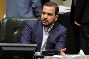 یوسفی: استخدامی‌های فولاداکسین شفاف‌سازی شود/ استخدام‌ها باید در فضای شفاف با «قید بومی» انجام شوند