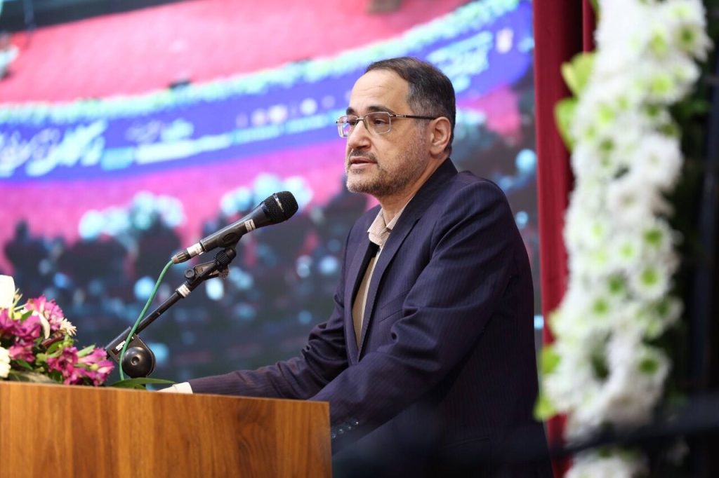 ایران با در اختیار داشتن حدود ۲.۳ درصد از حجم ذخایر جهانی مس، در رتبه دهم دنیا قرار دارد