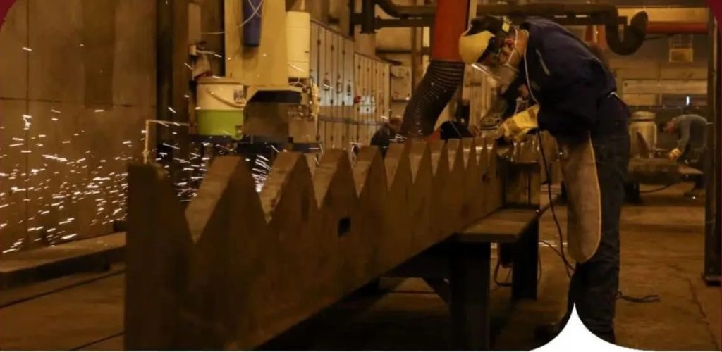وقتی بازنشسته‌ها برمی‌گردند؛ فولاد خوزستان و روایت همبستگی در دل بحران