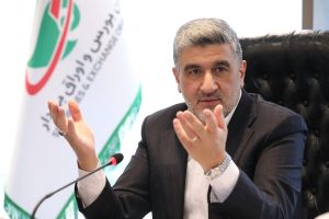 بازار سرمایه برای بازسازی فولاد مبارکه و فولاد خوزستان پیش‌قدم شد