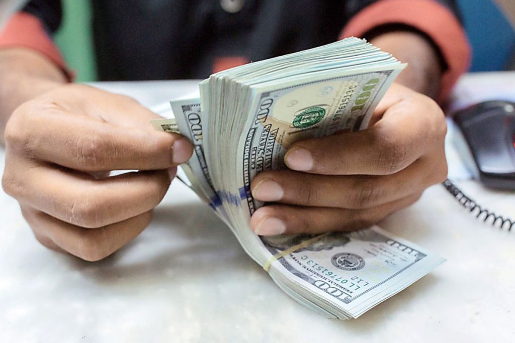 قیمت دلار توافقی امروز سه شنبه ۲۴ شهریور ۱۴۰۵
