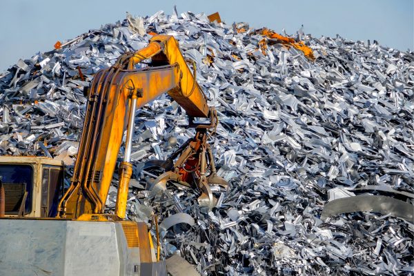 محدودیت صادرات قراضه آهنی اروپا / بازارهای فولاد تحت فشار قرار گرفتند