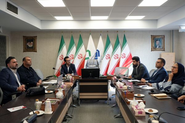 در جلسه ارزیابی عملکرد ۶ ماهه کاشی الوند مطرح شد: جهش ۲۲۹ درصدی سود خالص کلوند