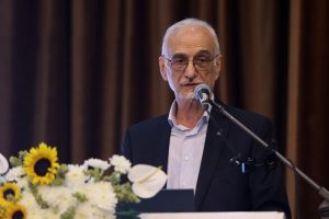 رئیس انجمن آهن و فولاد: حفظ جایگاه فولاد در گروی نوآوری و گذار به فولاد سبز است