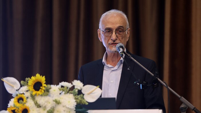 رئیس انجمن آهن و فولاد: حفظ جایگاه فولاد در گروی نوآوری و گذار به فولاد سبز است