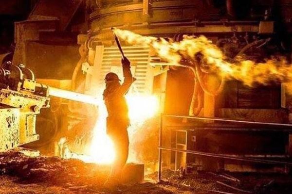 یک کشته و ۳ مصدوم در انفجار کوره کارخانه فولاد اسلام‌آباد غرب