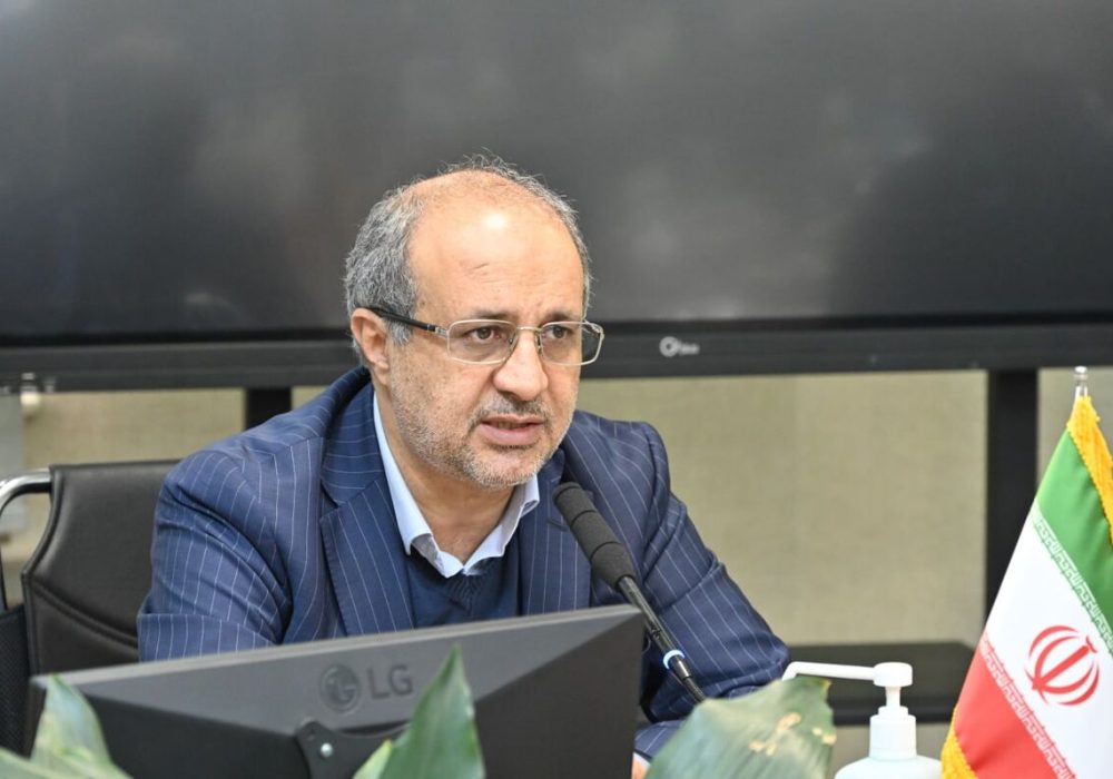 معاون وزیر صمت خواستار بازارسازی برای صادرات شد / بازار سنگ نداریم!